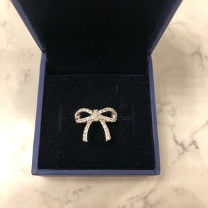 Swarovski crystal bow ring.